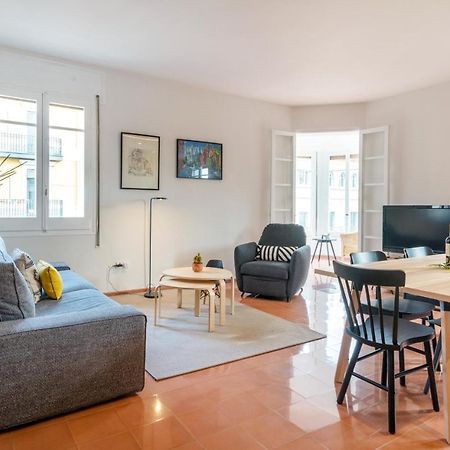 New Top Floor Apt With A Lot Of Light & Aircon Girona Exterior photo