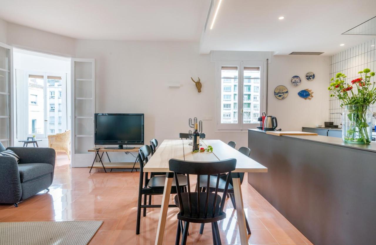 New Top Floor Apt With A Lot Of Light & Aircon Girona Exterior photo